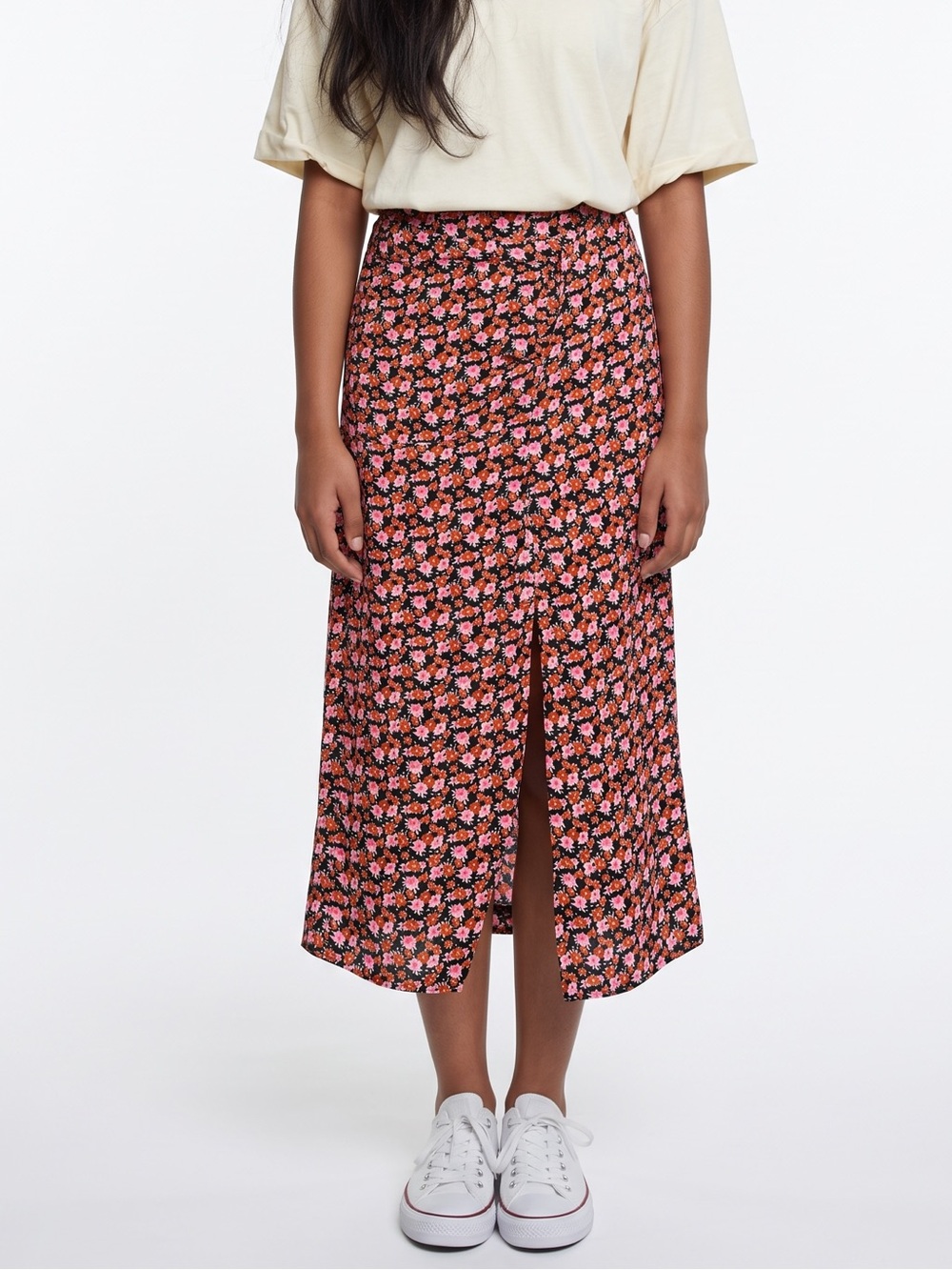 Zara Black Midi Skirt with Pink Floral Print and Front Slit